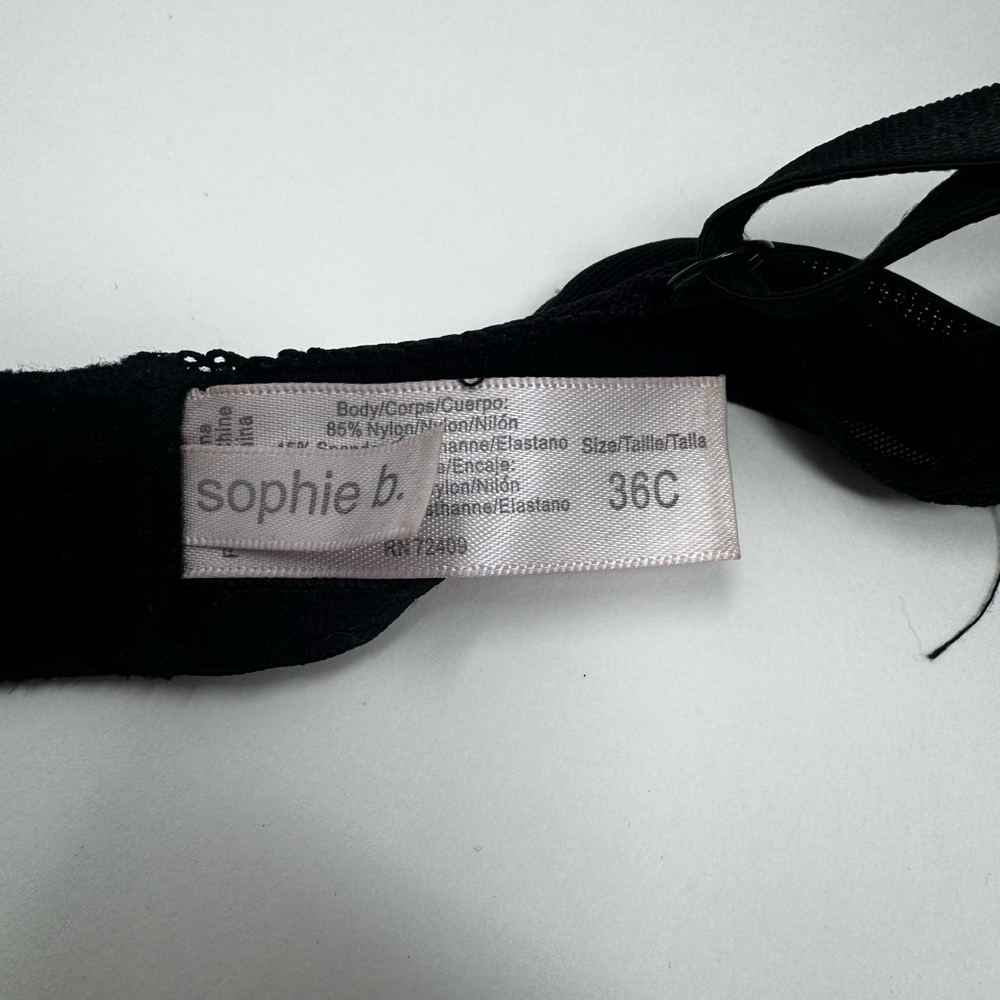 Elegant Lace Black and Red Push-Up Bra by sophie b. Size 36C - Picture 7 of 7